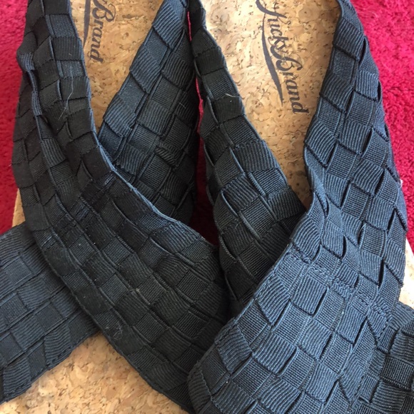 Lucky Brand slip on wedge - Picture 3 of 4